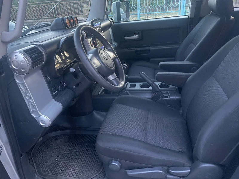 Toyota Fj cruiser Ръчна кутия, снимка 13 - Автомобили и джипове - 51016665
