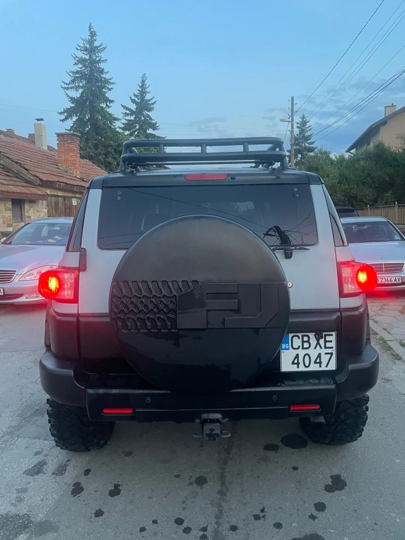 Toyota Fj cruiser Ръчна кутия, снимка 10 - Автомобили и джипове - 51016665