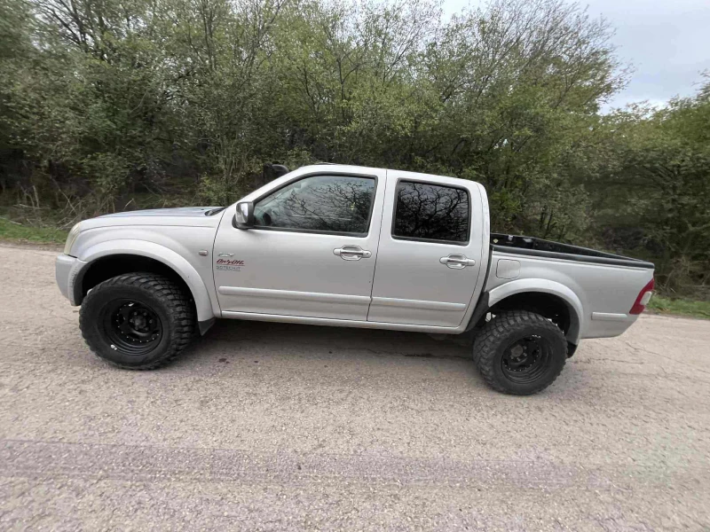 Isuzu D-max, снимка 8 - Автомобили и джипове - 52506487