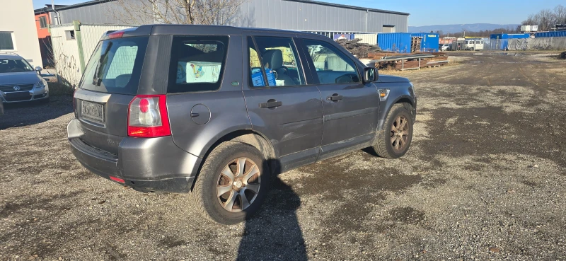 Land Rover Freelander HSE 2.2D автомат, снимка 4 - Автомобили и джипове - 52798489