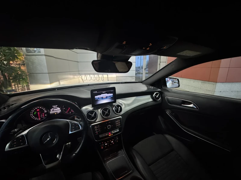 Mercedes-Benz GLA 200, снимка 12 - Автомобили и джипове - 52861512