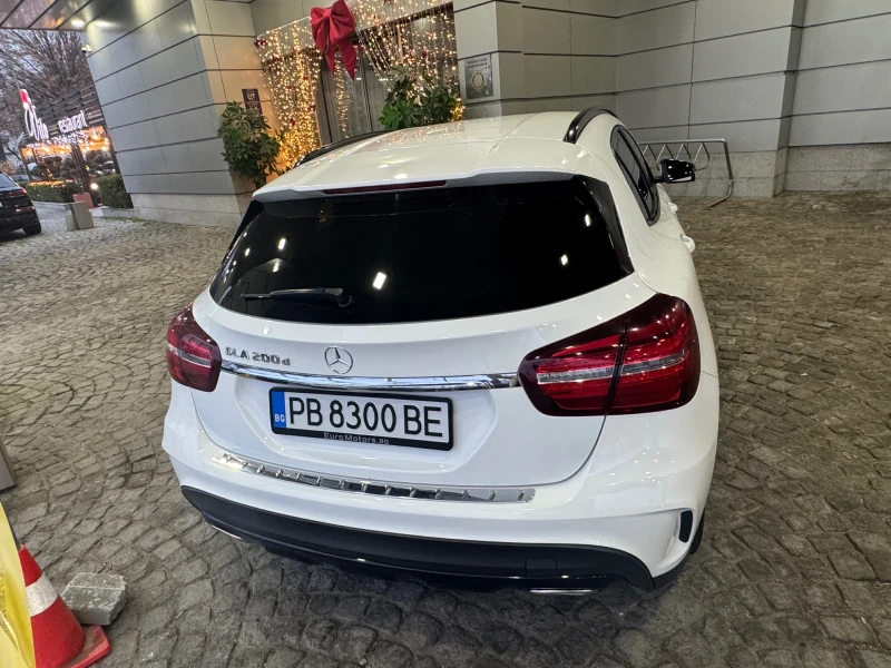 Mercedes-Benz GLA 200, снимка 5 - Автомобили и джипове - 52861512
