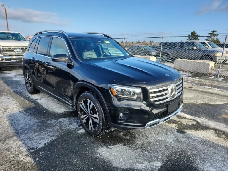 Mercedes-Benz GLB * 250 * CARFAX * БЕЗ ПЪРВОНАЧАЛНА ВНОСКА, снимка 2 - Автомобили и джипове - 53037564