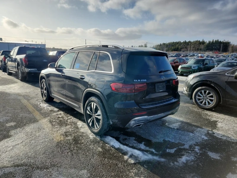 Mercedes-Benz GLB * 250 * CARFAX * БЕЗ ПЪРВОНАЧАЛНА ВНОСКА, снимка 4 - Автомобили и джипове - 53037564