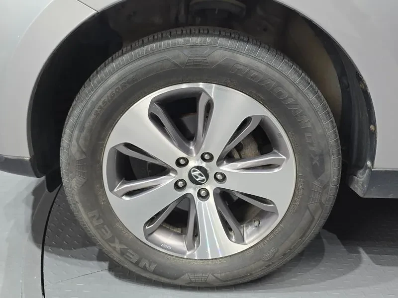 Hyundai Santa fe, снимка 5 - Автомобили и джипове - 56304051