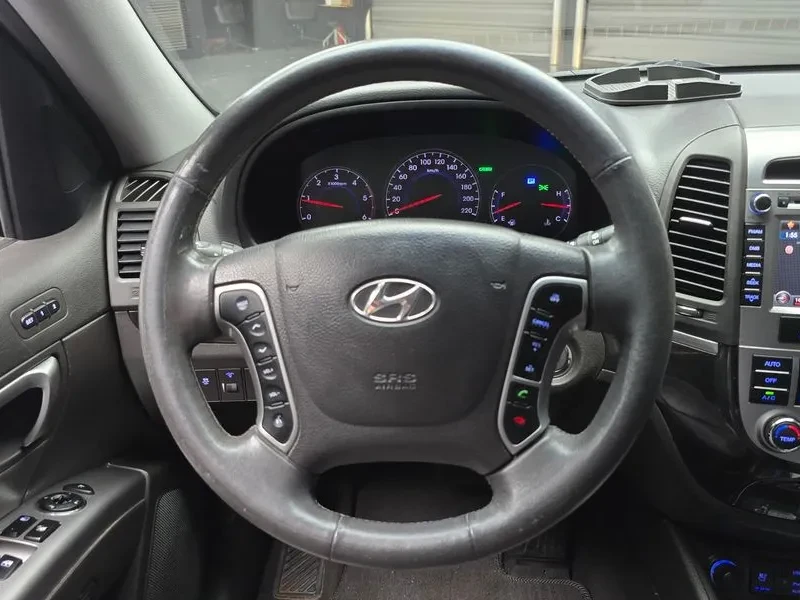 Hyundai Santa fe, снимка 13 - Автомобили и джипове - 56304051