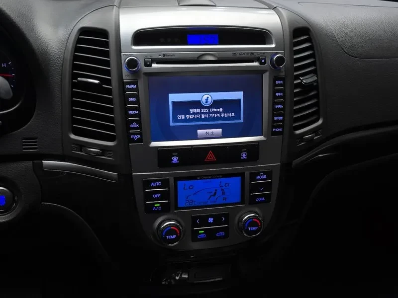 Hyundai Santa fe, снимка 15 - Автомобили и джипове - 56304051