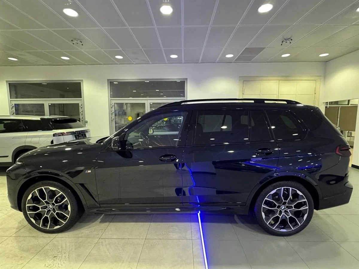 BMW X7 40d xDrive M-Sport 6 + 1 - изображение 2