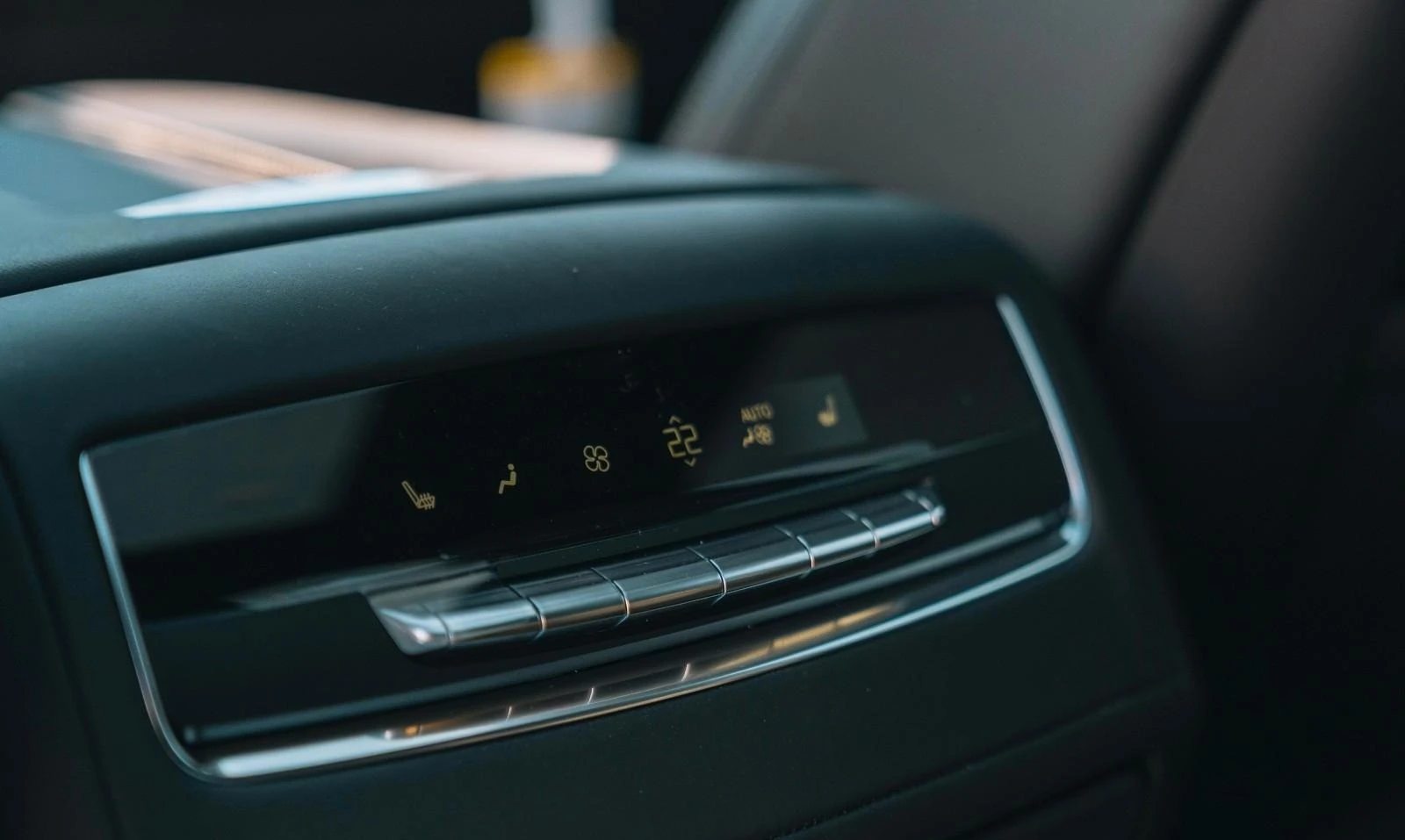 Cadillac Escalade 6.2 V8/NEW MODEL/SPORT PLATINUM/AKG/PANO/TV/360/ | Mobile.bg   16