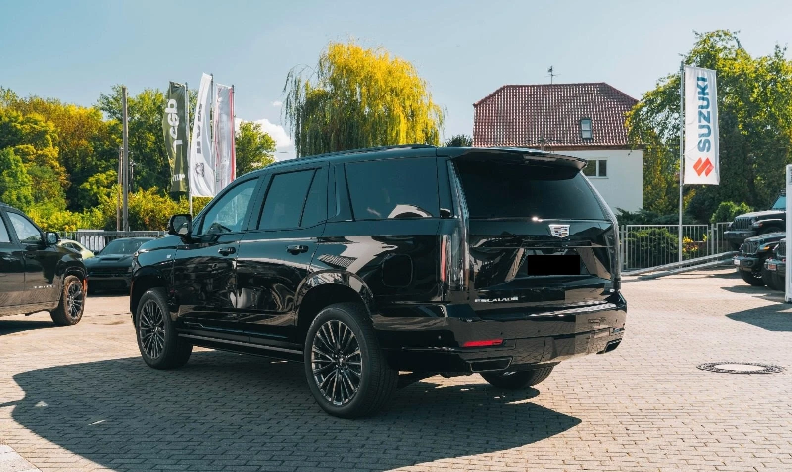 Cadillac Escalade 6.2 V8/NEW MODEL/SPORT PLATINUM/AKG/PANO/TV/360/ - изображение 5