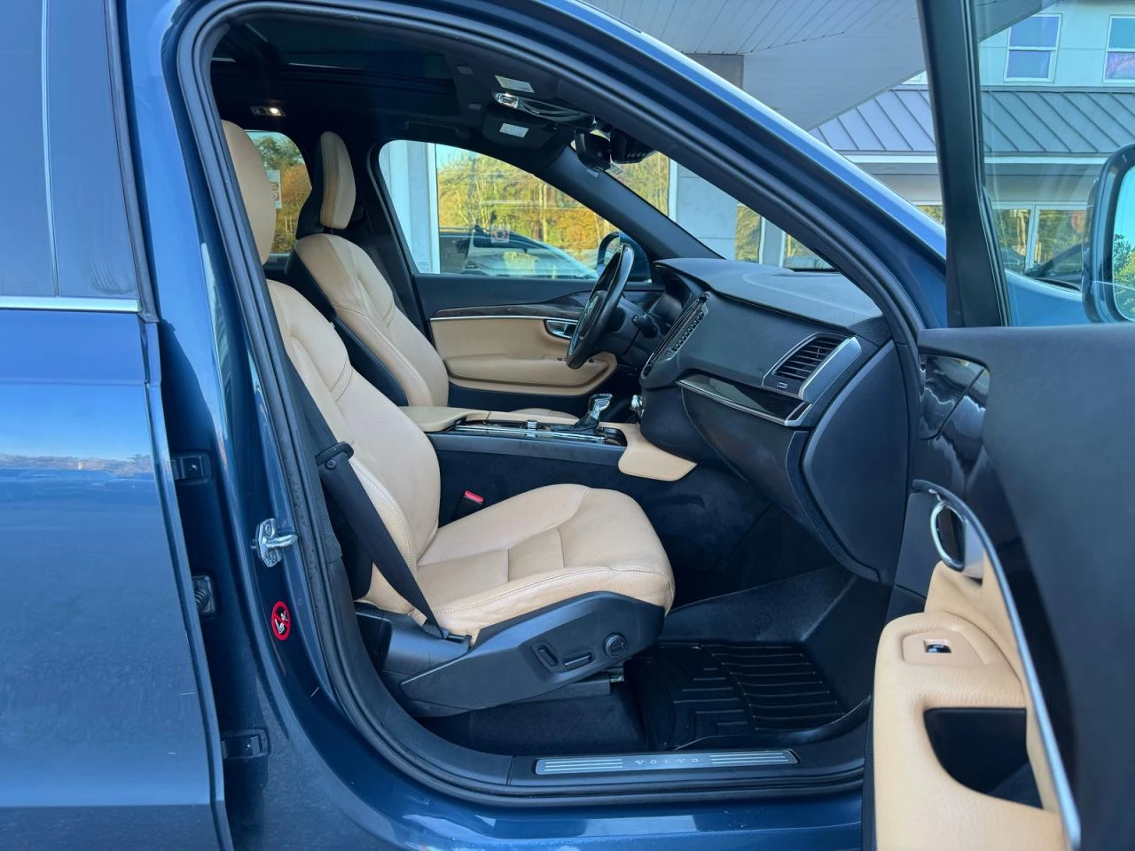 Volvo Xc90 T6 MOMENTUM * * CARFAX * * АВТО КРЕДИТ * *  - изображение 5