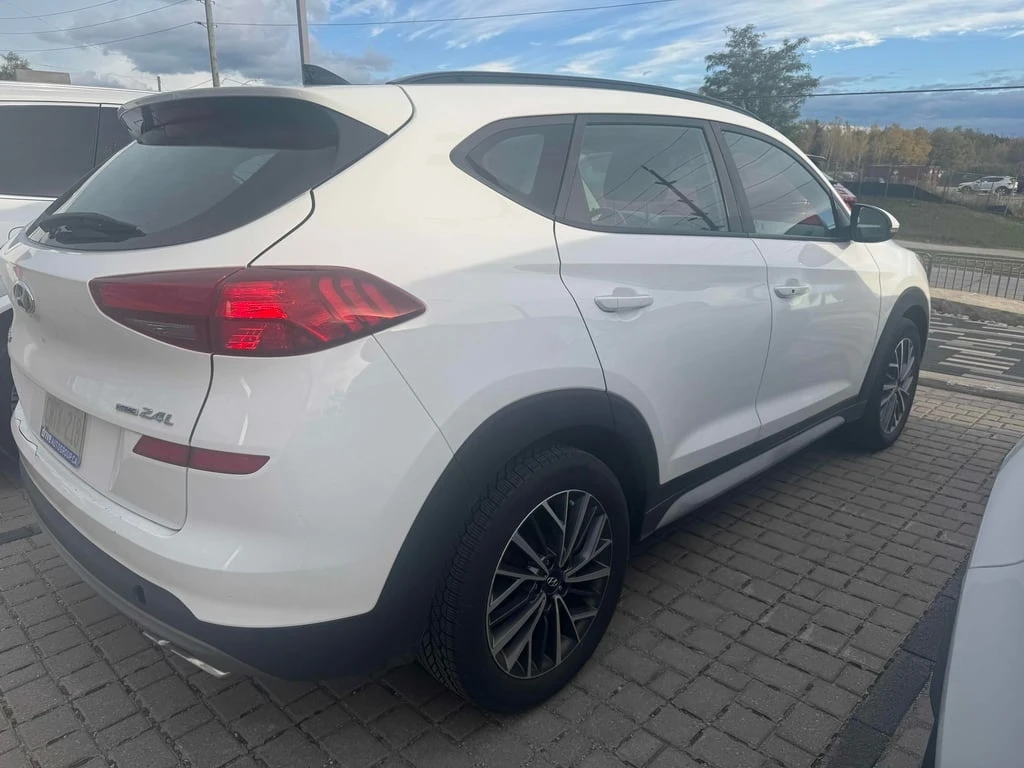 Hyundai Tucson * Preferred * CARFAX * БЕЗ ПЪРВОНАЧАЛНА ВНОСКА - изображение 3