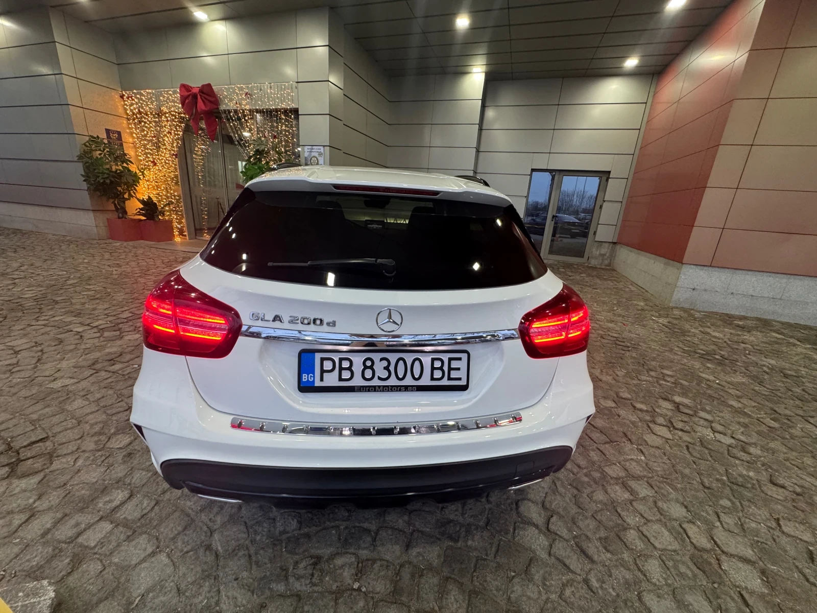 Mercedes-Benz GLA 200  - изображение 6