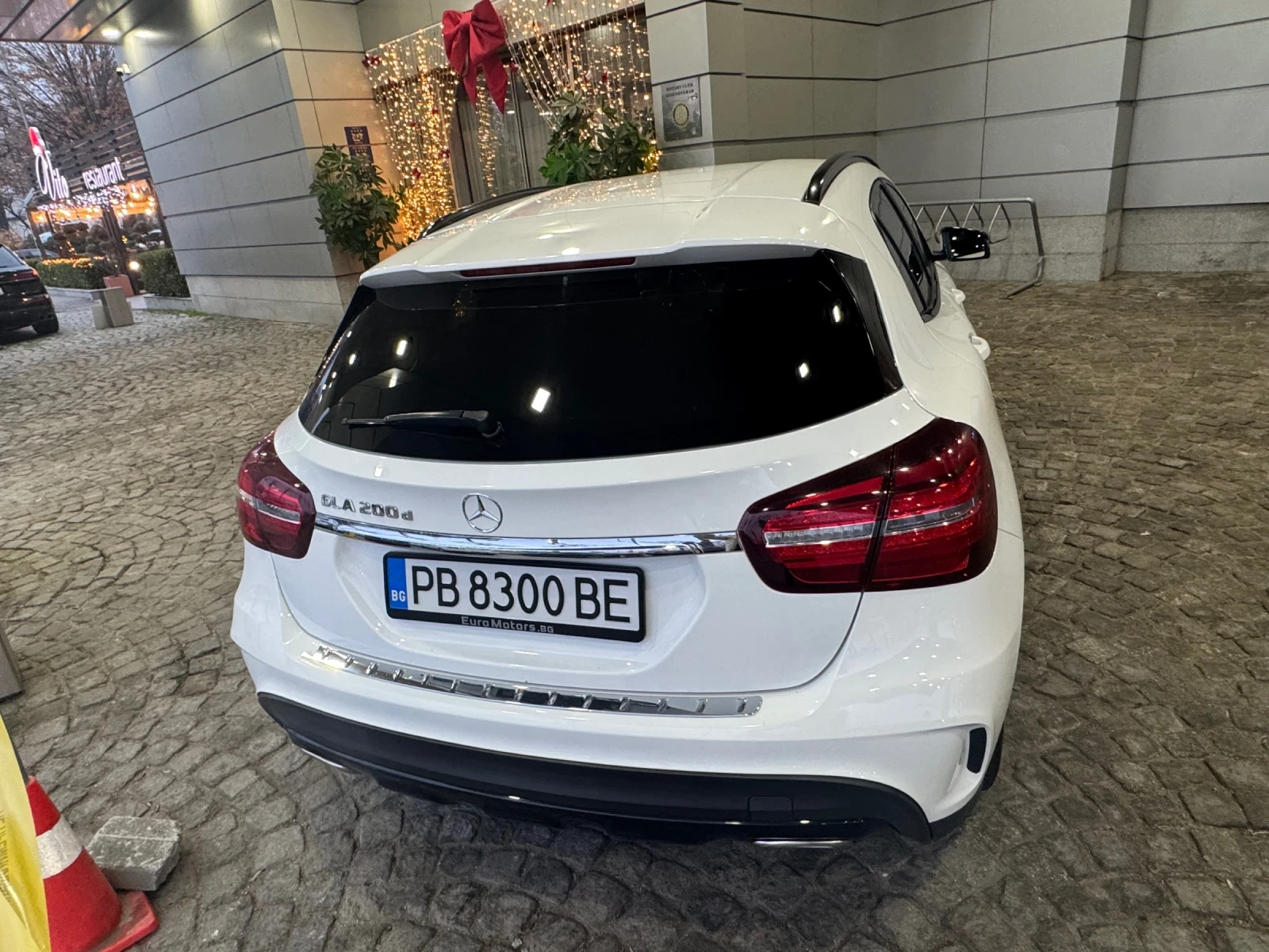 Mercedes-Benz GLA 200  - изображение 5