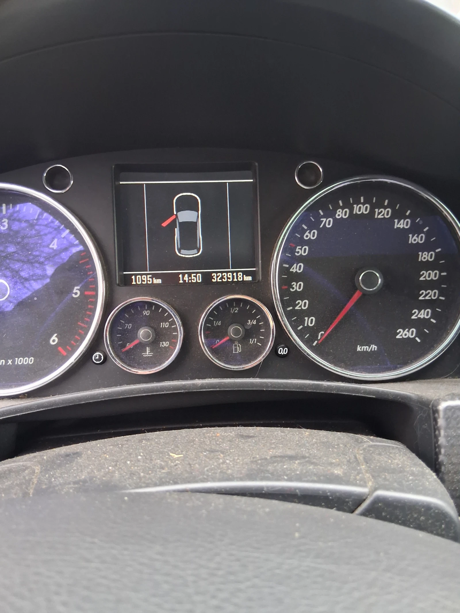 VW Touareg 3.0 tdi R Line 224+ +  - изображение 9