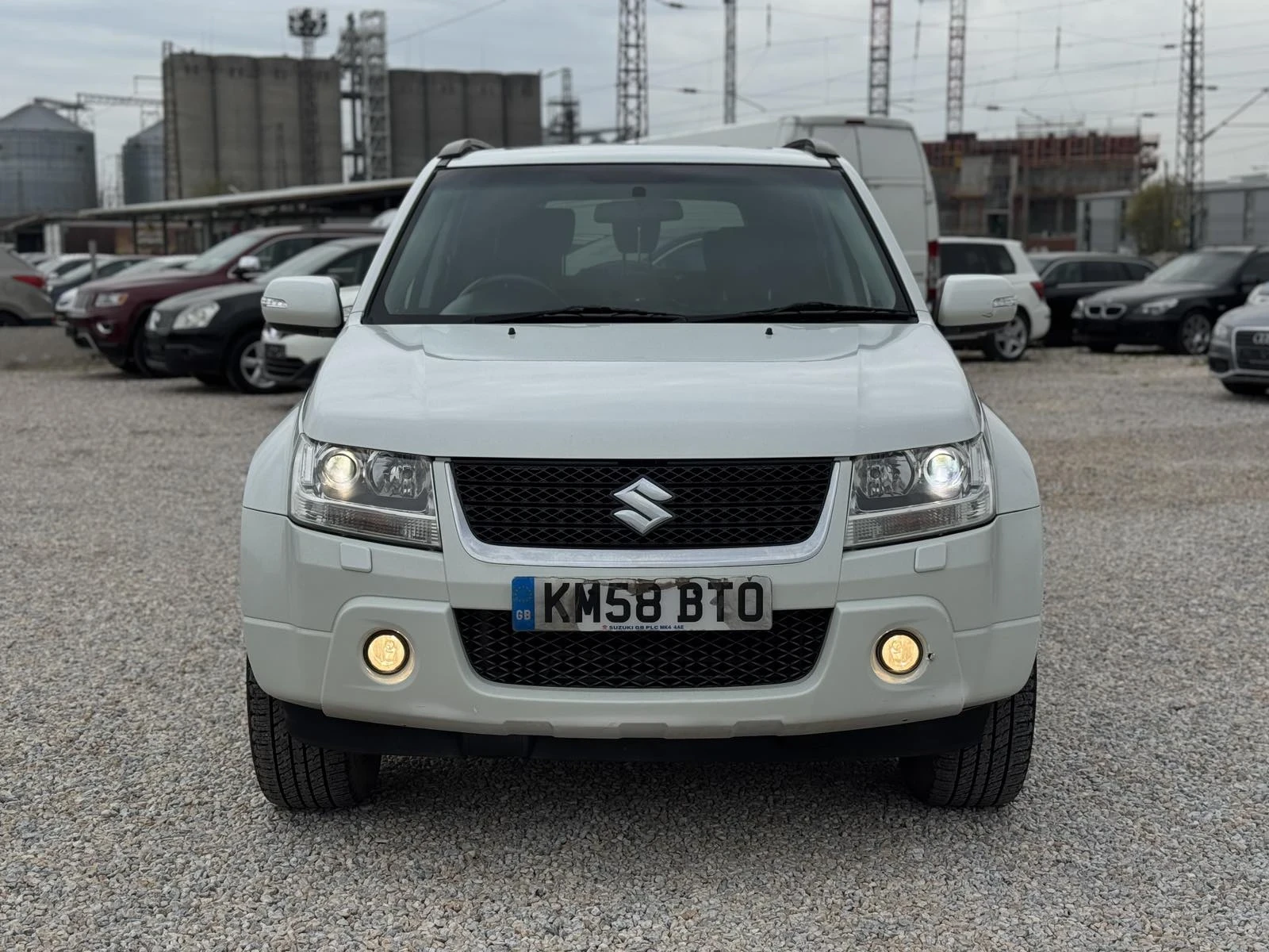 Suzuki Grand vitara 3.2 V6, снимка 8 - Автомобили и джипове - 54224776