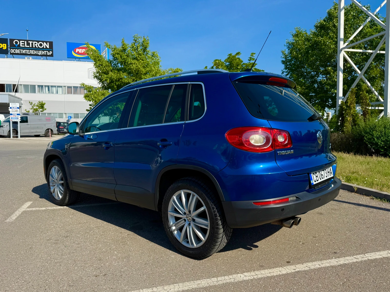 VW Tiguan 2.0Т 200к.с. ГАРАНЦИЯ 6 МЕСЕЦА ИЛИ 5000КИЛОМЕТРА, снимка 3 - Автомобили и джипове - 54875396