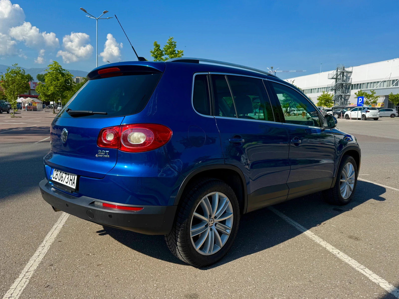 VW Tiguan 2.0Т 200к.с. ГАРАНЦИЯ 6 МЕСЕЦА ИЛИ 5000КИЛОМЕТРА, снимка 4 - Автомобили и джипове - 54875396