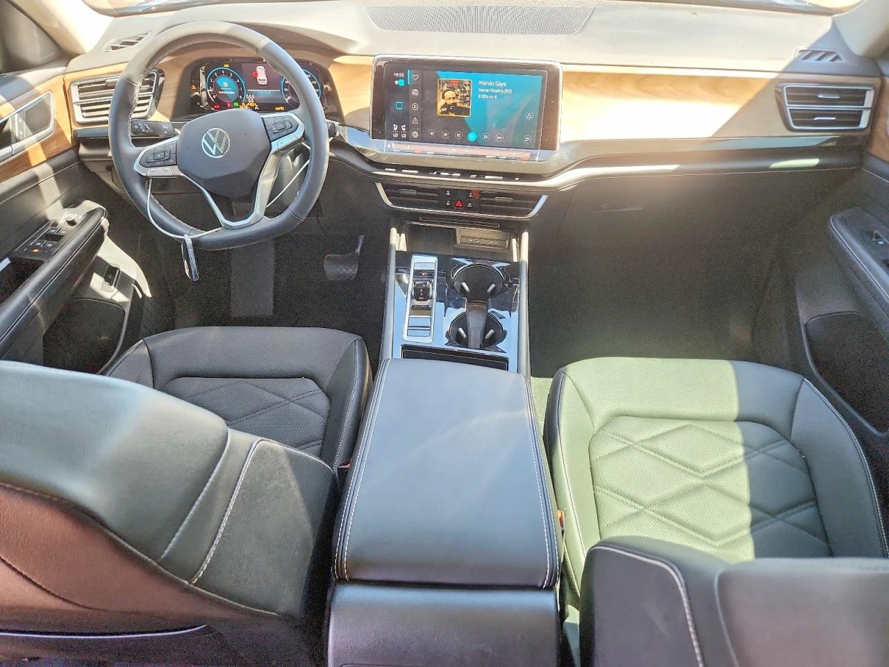 VW Atlas SE FWD, снимка 8 - Автомобили и джипове - 55059341