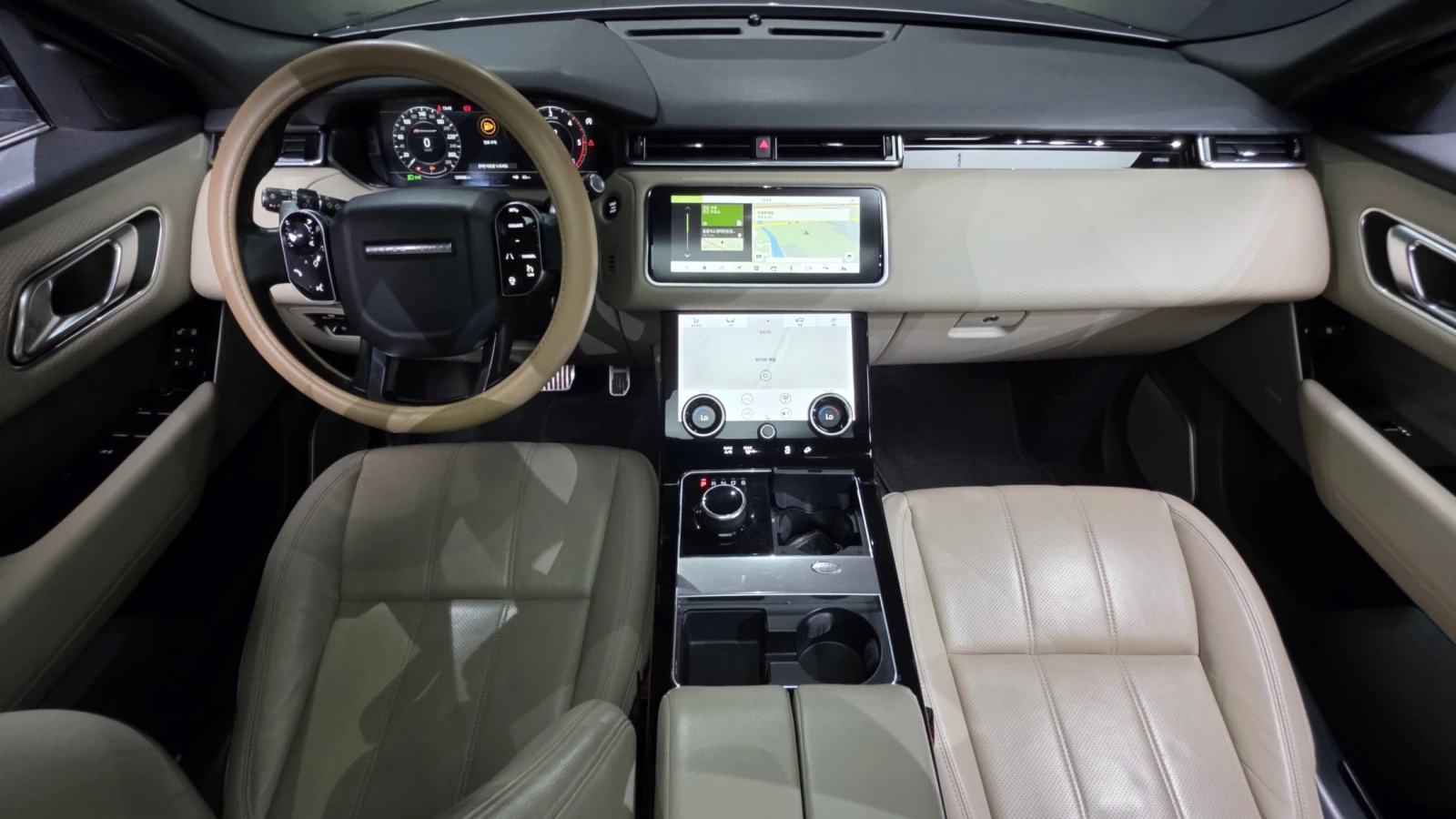 Land Rover Range Rover Velar D300* ЕЛ. БАГАЖНИК* BLIND SPOT* ЛЮК* КРАЙНА ЦЕНА, снимка 7 - Автомобили и джипове - 55496170