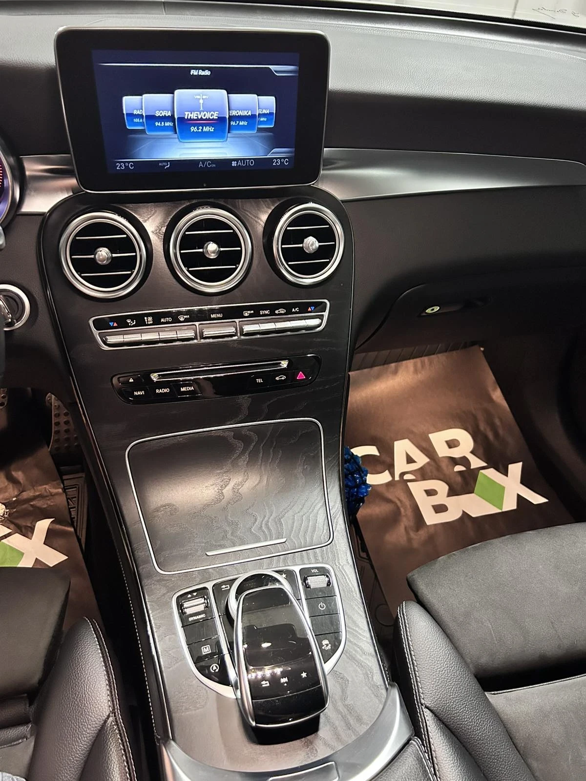 Mercedes-Benz GLC 250, снимка 10 - Автомобили и джипове - 55511012