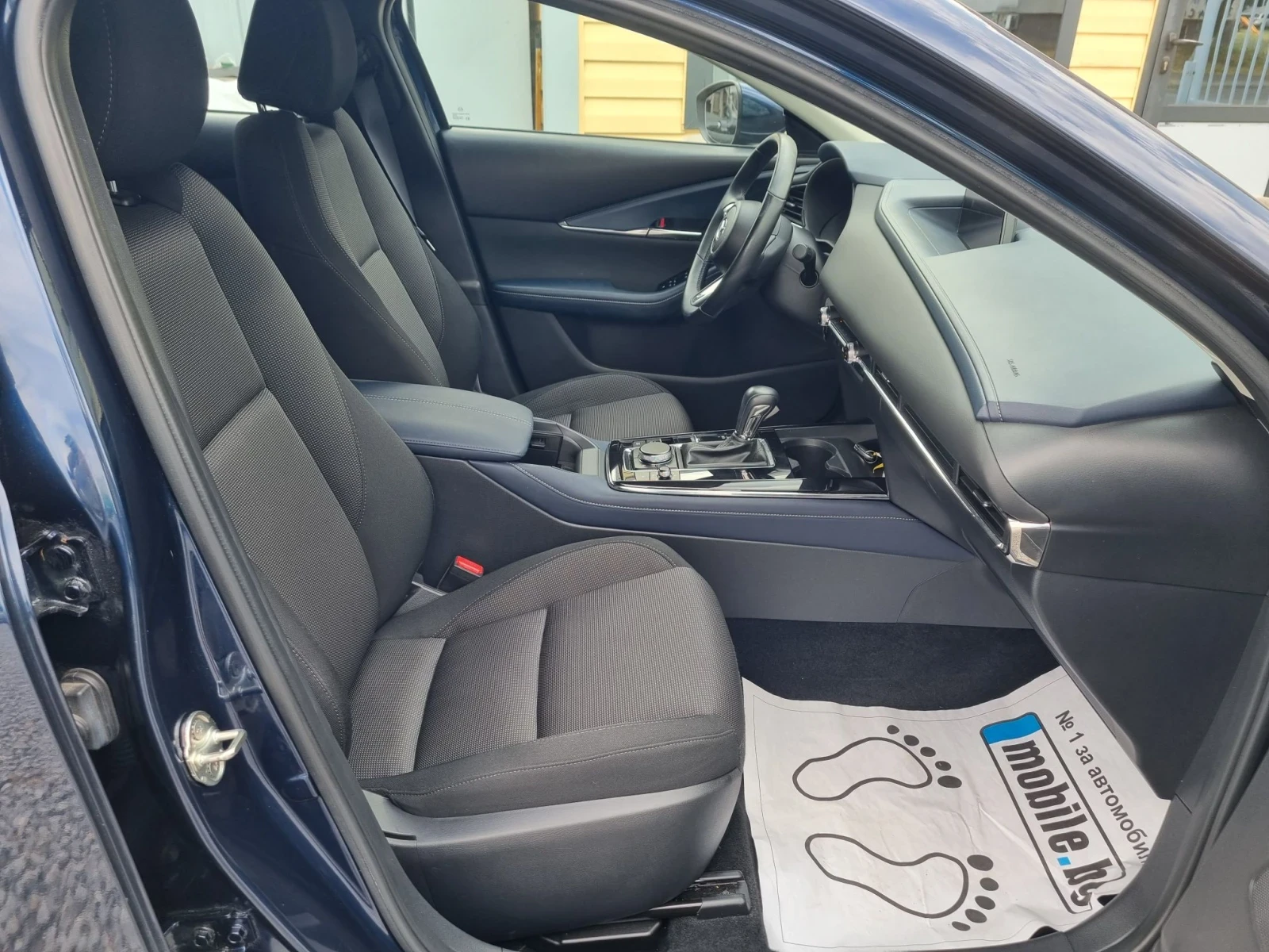 Mazda CX-30 2.5 191kc  4x4 CARFAX* Distronic* LaneAssist* , снимка 12 - Автомобили и джипове - 55652023