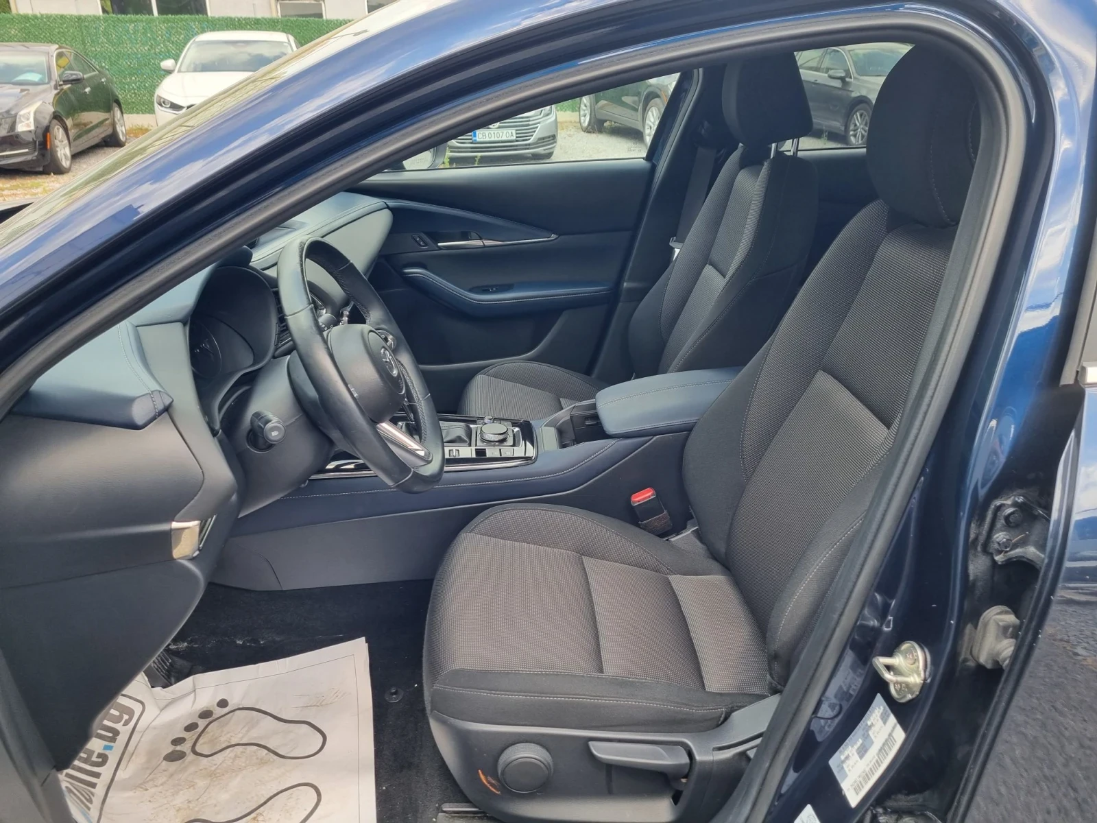 Mazda CX-30 2.5 191kc  4x4 CARFAX* Distronic* LaneAssist* , снимка 8 - Автомобили и джипове - 55652023