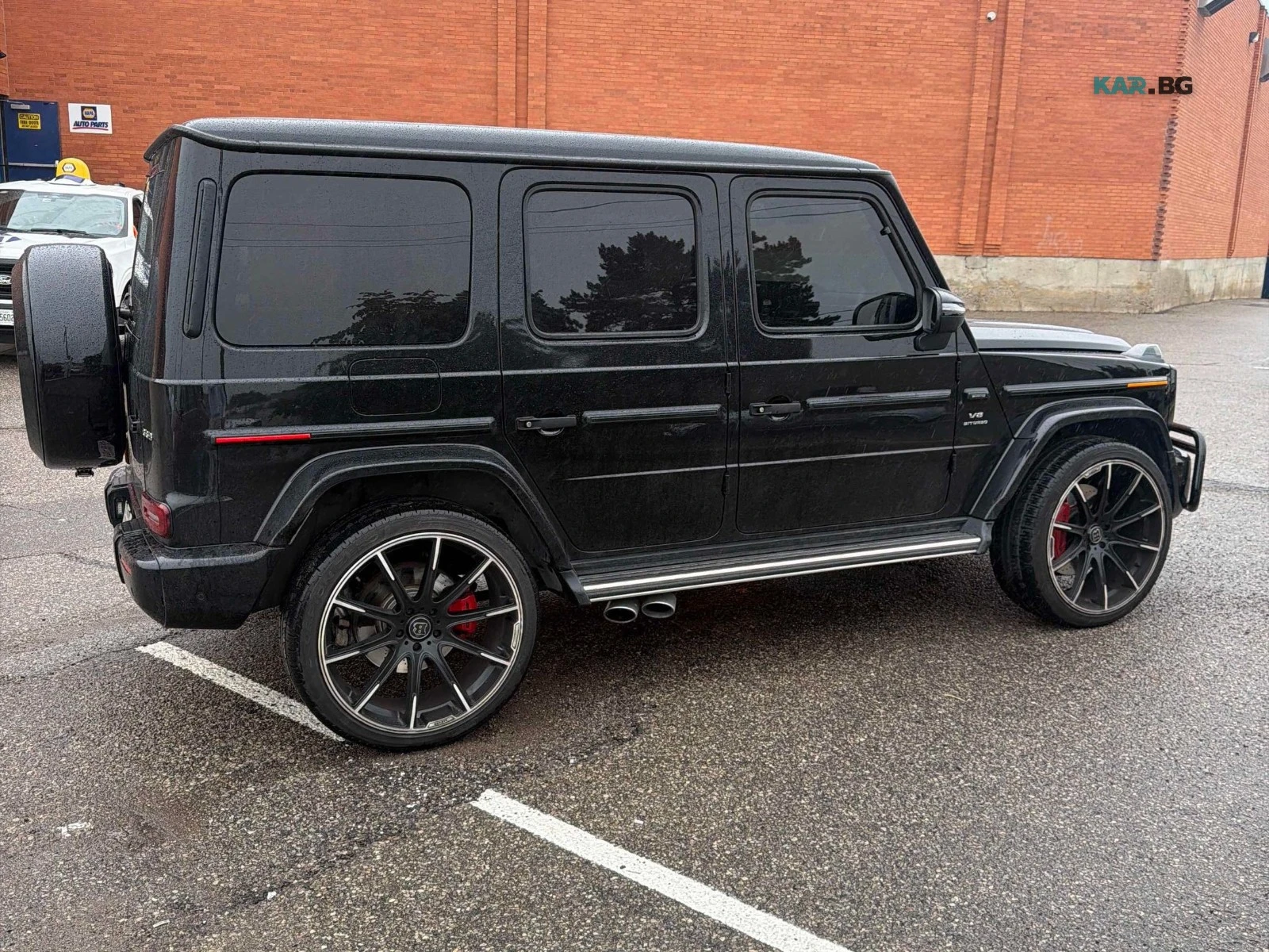 Mercedes-Benz G 63 AMG Автокредит Цена до България, снимка 2 - Автомобили и джипове - 55976411