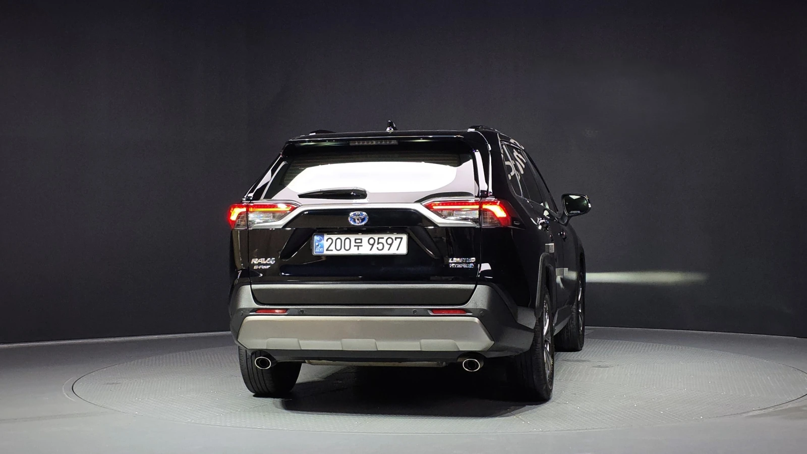 Toyota Rav4 4WD Limited Hybrid, снимка 4 - Автомобили и джипове - 56289414