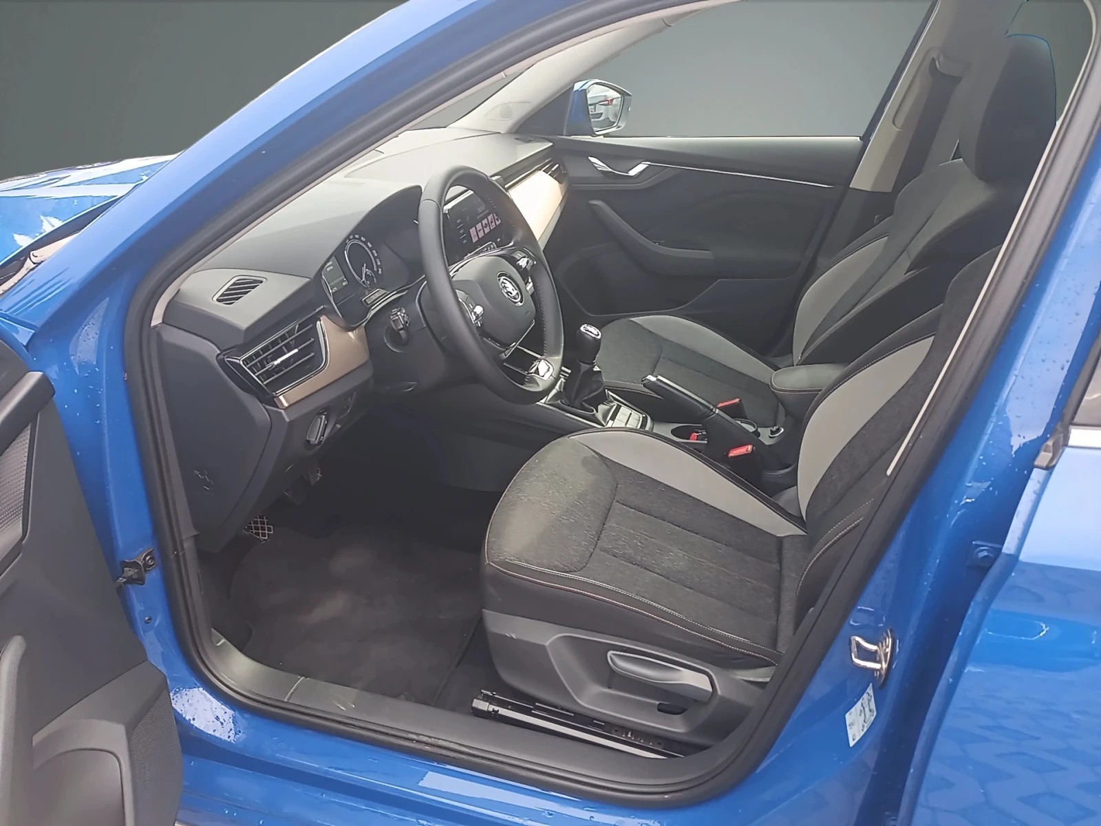 Skoda Kamiq 1.5TSI / 6MT | Mobile.bg � ����������� 9