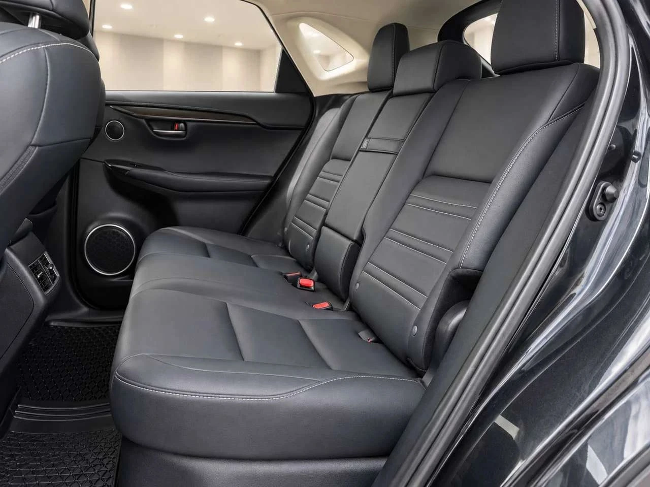 Lexus NX, снимка 12 - Автомобили и джипове - 56714923