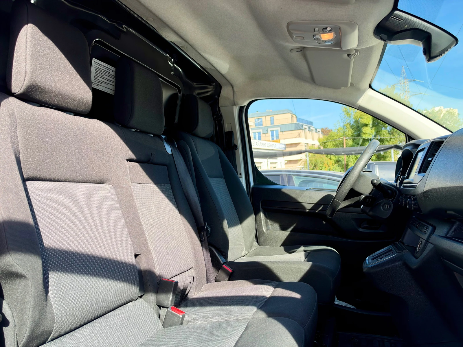 Peugeot Expert, снимка 12 - Бусове и автобуси - 56413194