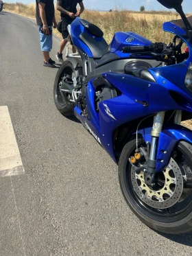 Yamaha YZF-R1 | Mobile.bg    2