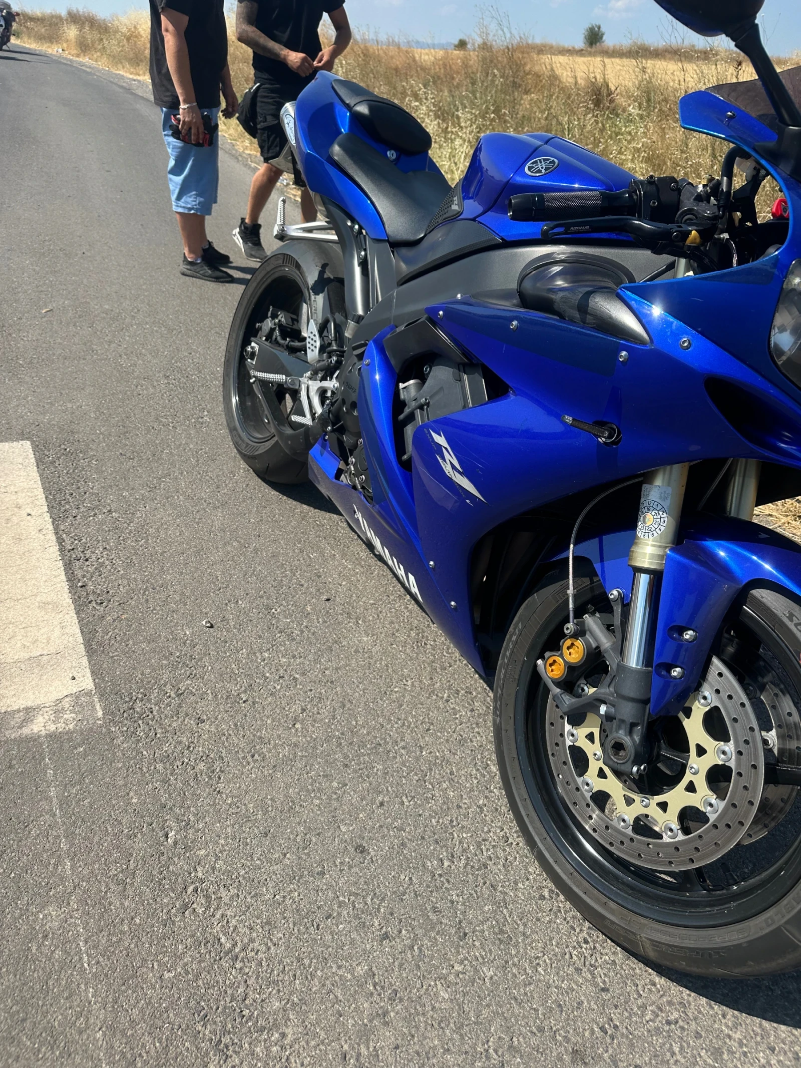 Yamaha YZF-R1  - изображение 2