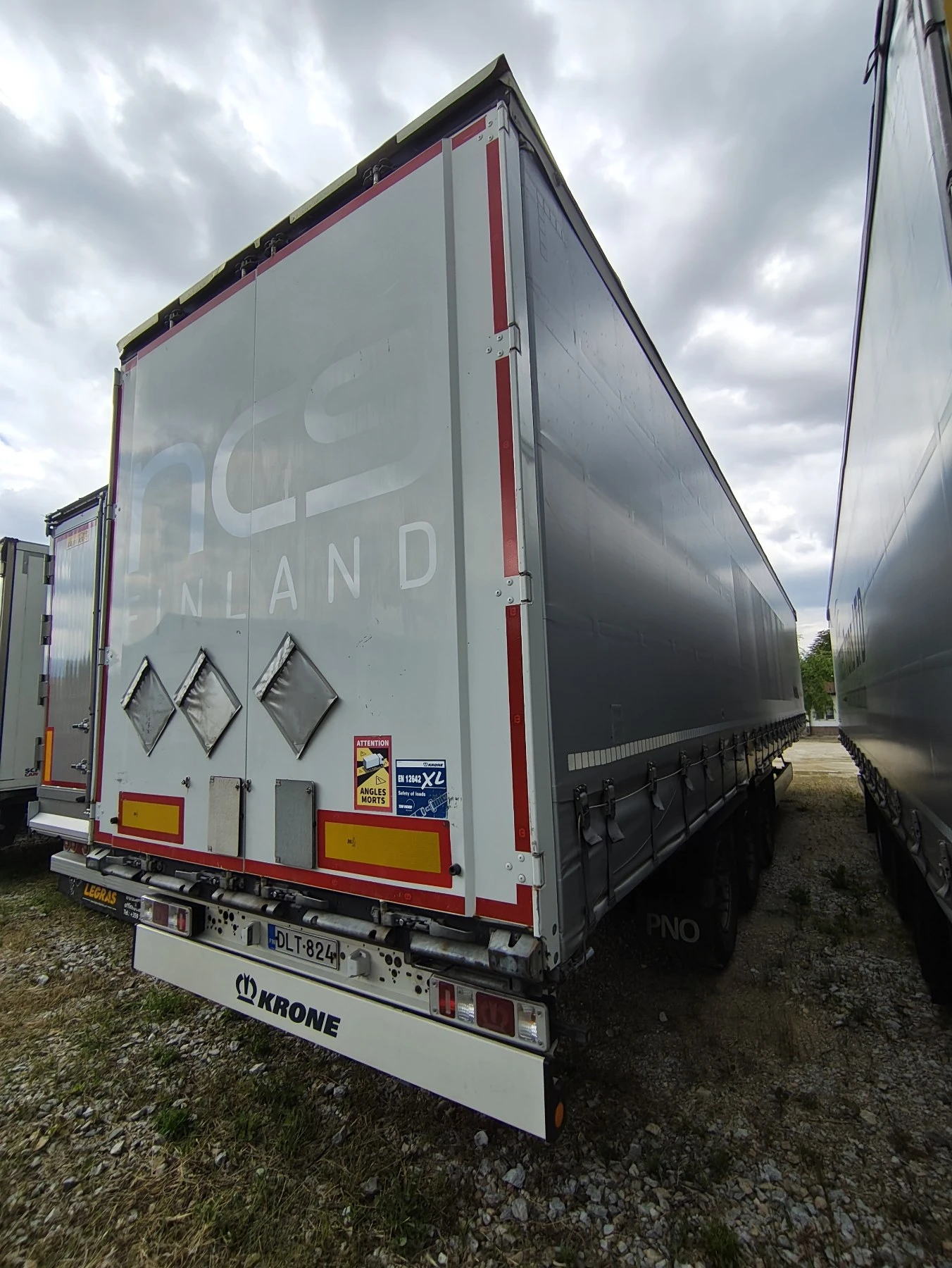 Полуремарке Krone Profi Liner SD, снимка 10 - Ремаркета - 54631318