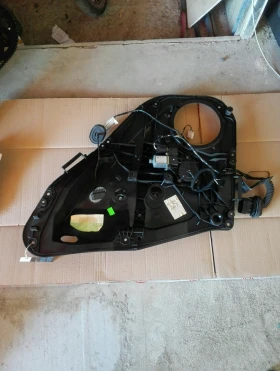 Ел машинка стъкло (стъклоповдигач) задна дясна Форд Фиеста 4вр. 10г.