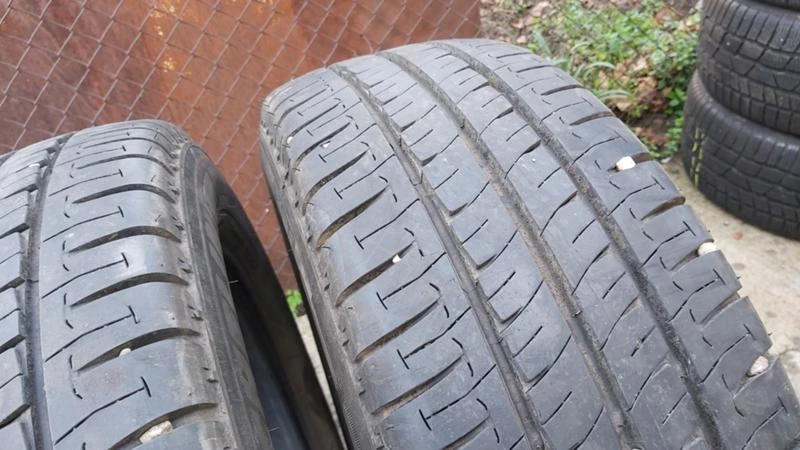 Гуми Летни 205/55R17, снимка 4 - Гуми и джанти - 27400870