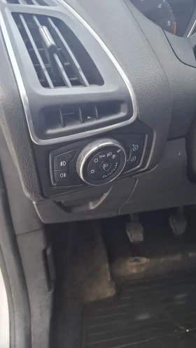 Ford Focus Titanium, снимка 15