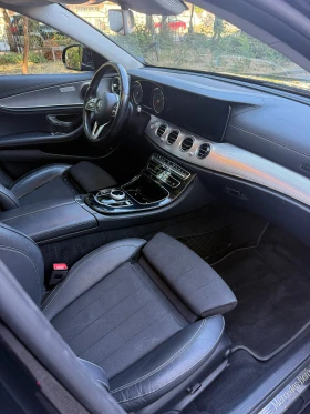 Mercedes-Benz E 200 E200 4MATIC, снимка 10