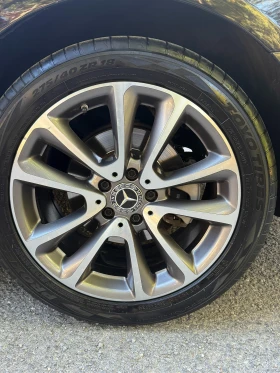 Mercedes-Benz E 200 E200 4MATIC, снимка 16