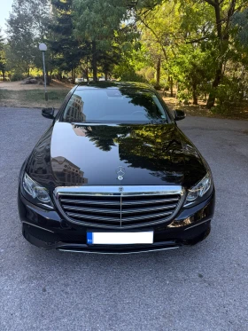 Mercedes-Benz E 200 E200 4MATIC, снимка 1