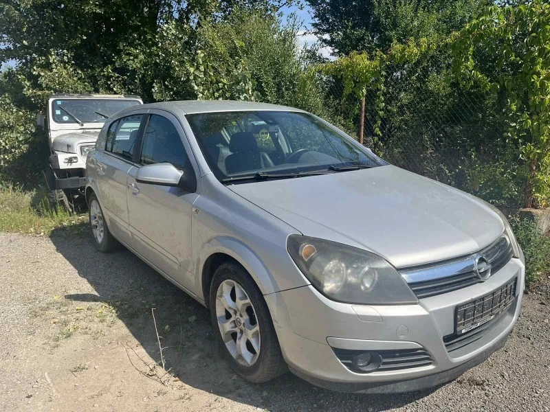 Opel Astra 1.7cdti, снимка 4 - Автомобили и джипове - 46920644