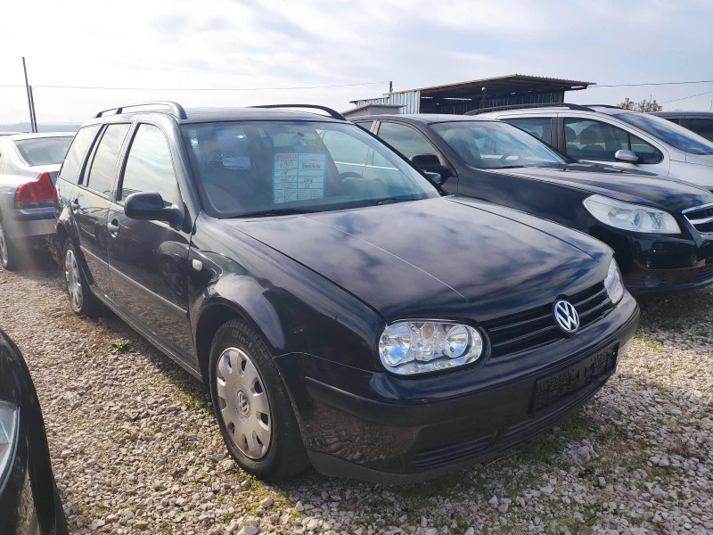 VW Golf 1.6i, снимка 1 - Автомобили и джипове - 43225908