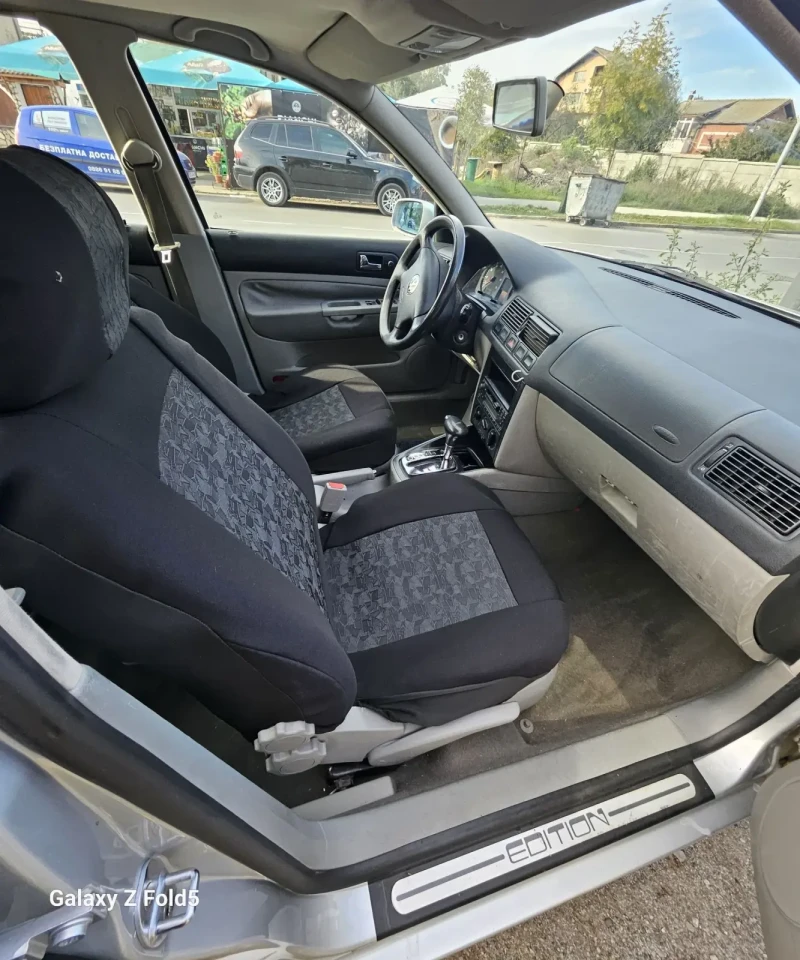 VW Golf, снимка 11 - Автомобили и джипове - 47636517