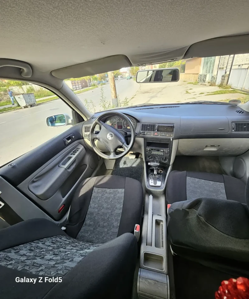 VW Golf, снимка 12 - Автомобили и джипове - 47636517