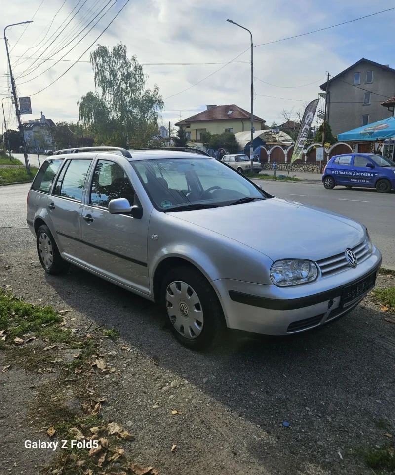 VW Golf, снимка 2 - Автомобили и джипове - 47636517