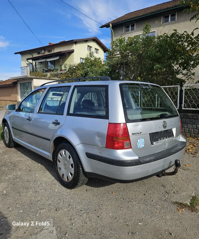 VW Golf, снимка 5 - Автомобили и джипове - 47636517