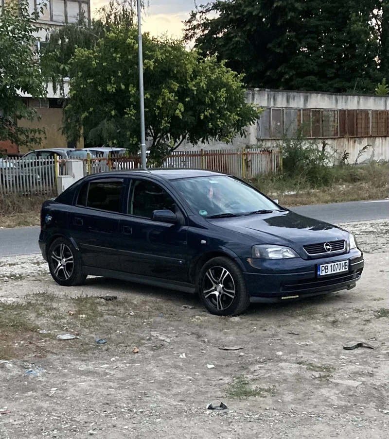 Opel Astra 1.6, снимка 3 - Автомобили и джипове - 47730816