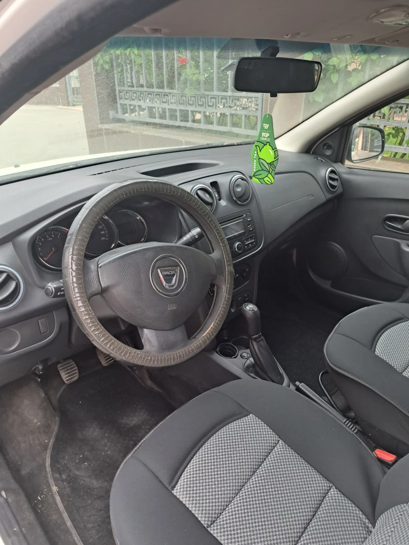 Dacia Logan MCV, снимка 4 - Автомобили и джипове - 47971763