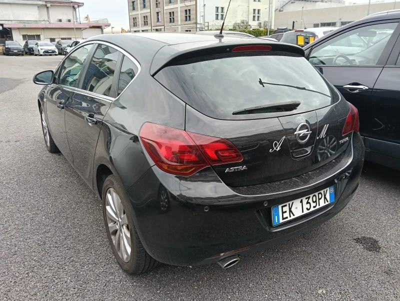 Opel Astra 1.4TURBO* COSMO* EURO5B, снимка 5 - Автомобили и джипове - 48448995